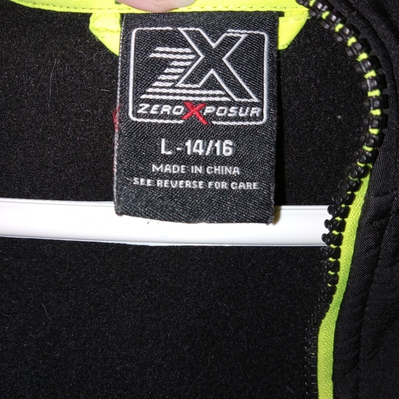 ZeroXposure Coat - Picture 4 of 4